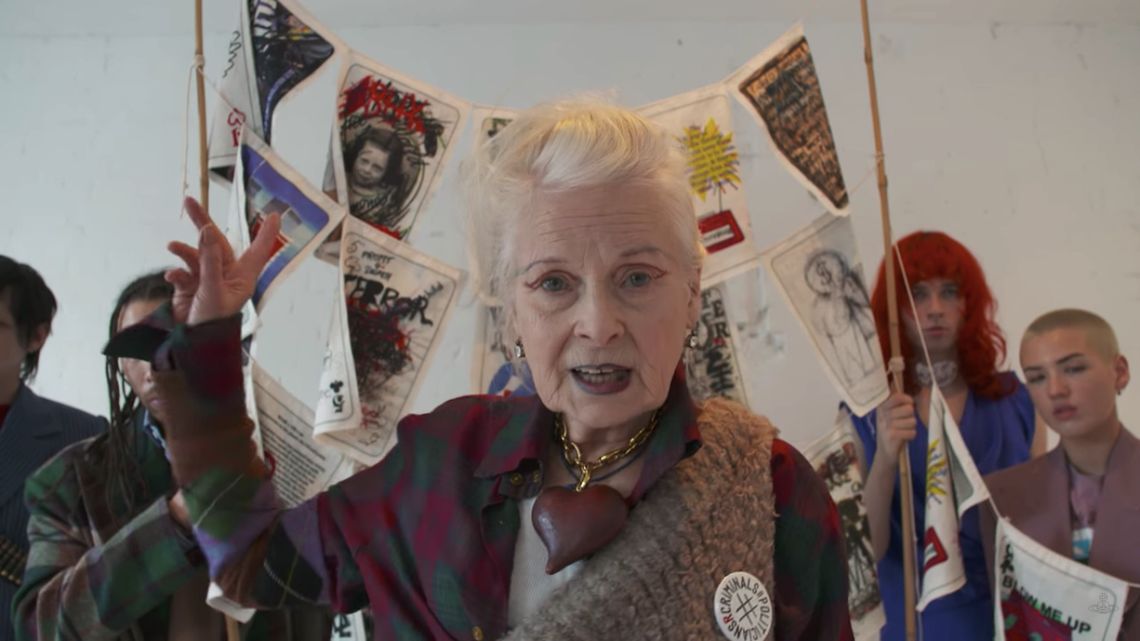 Vivienne Westwood pokazała poruszający film o wojnie zamiast tradycyjnego pokazu