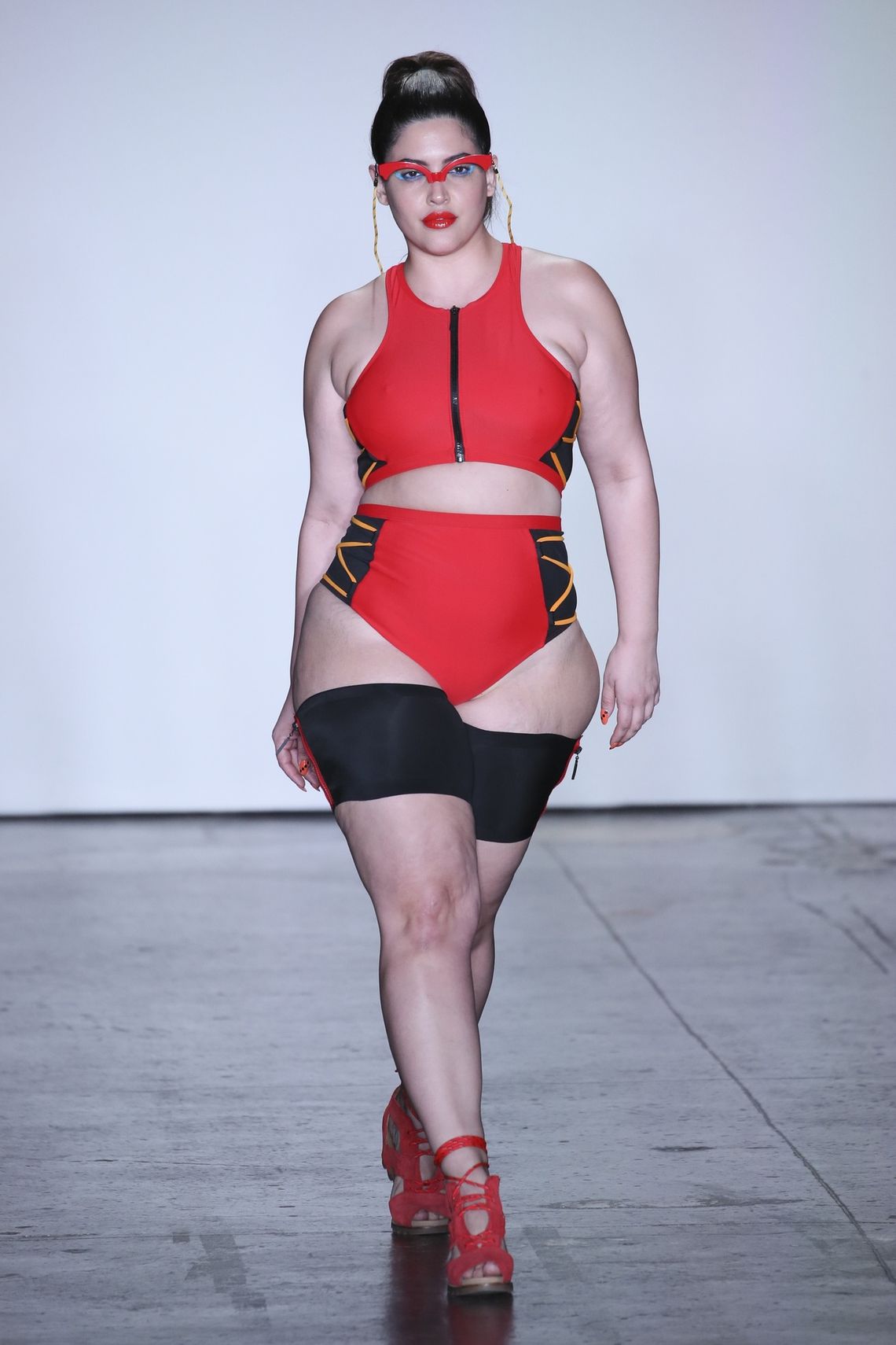 Zero wychudzonych kobiet, feministki, lesbijki i modelka, która przetrwała raka piersi. Chromat opowiada prawdę o kobietach