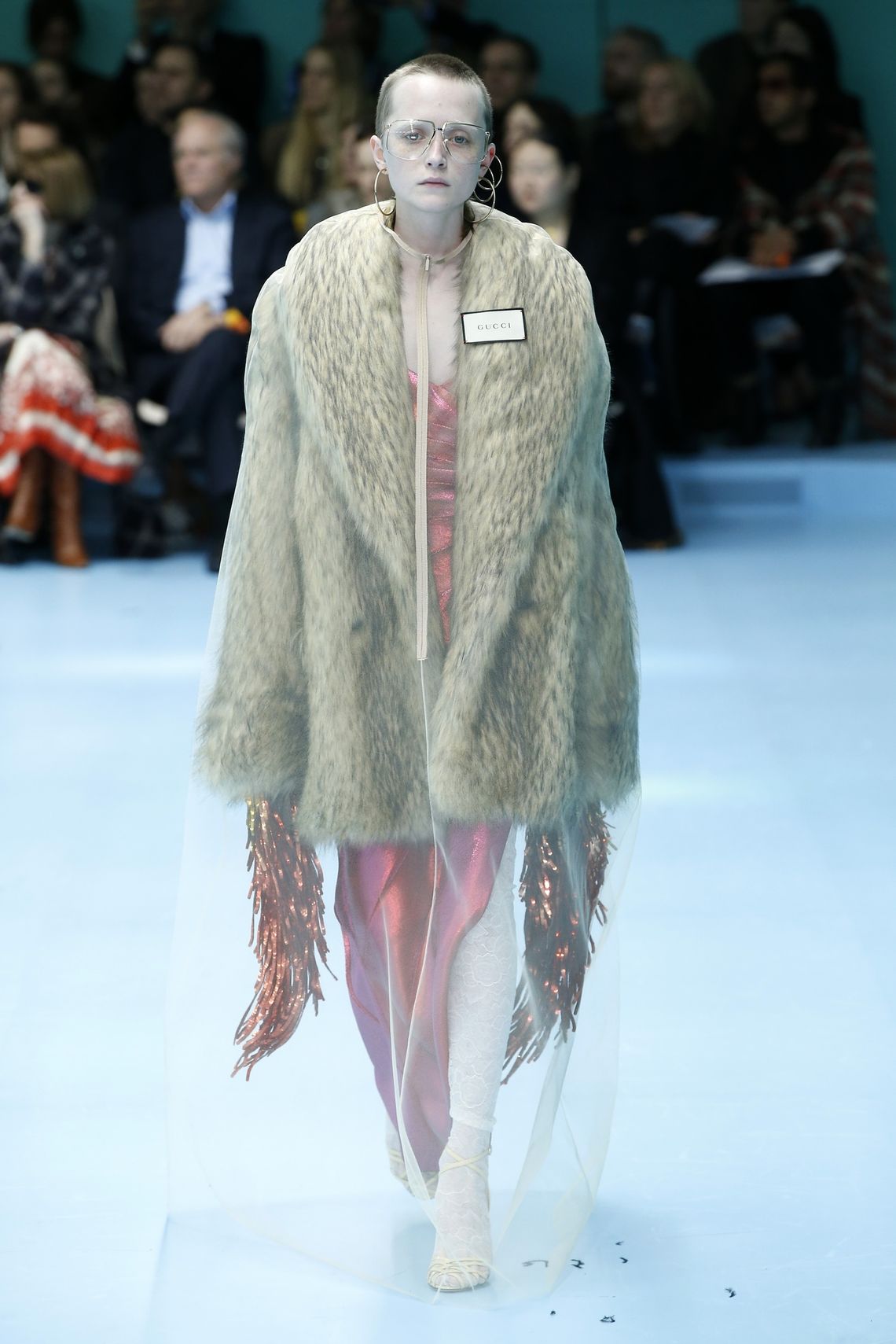 Smok, jaszczur, urżnięte głowy i piękne cyklopki. Za nami kolejny oszałamiający pokaz Gucci