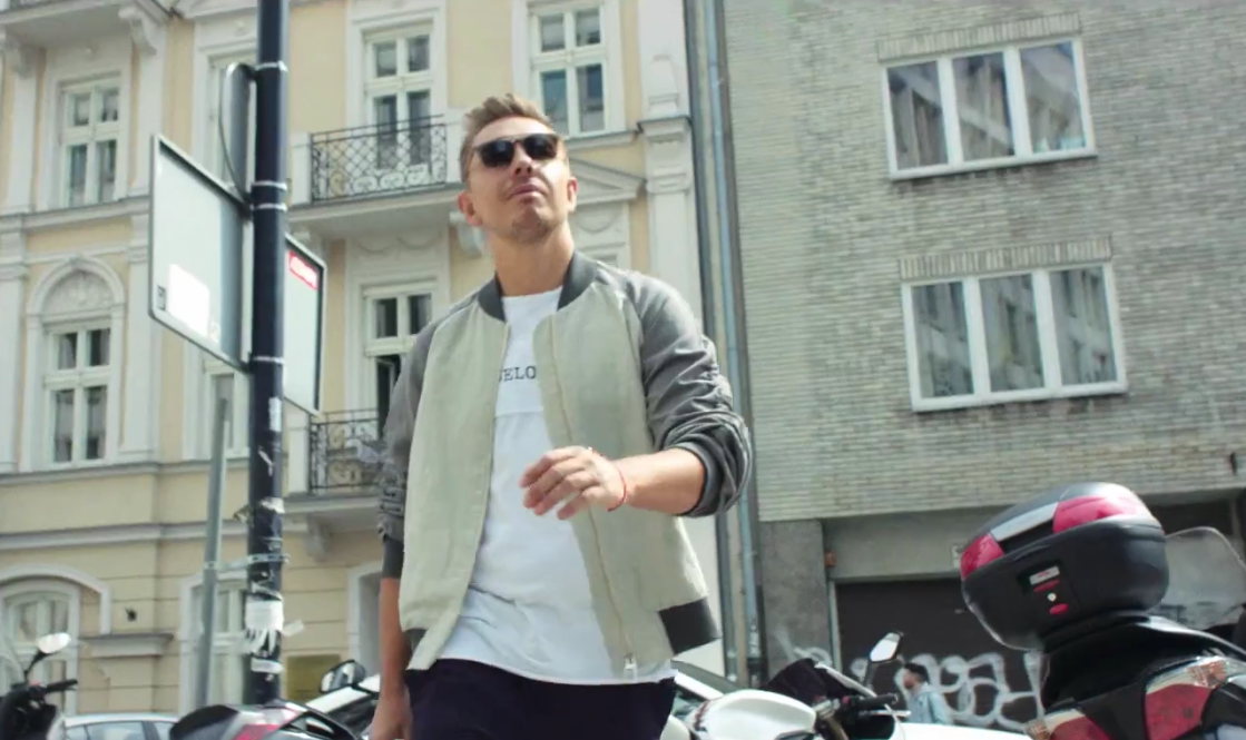 Czy Warszawa może zostać europejską stolicą mody? Pytamy Łukasza Jemioła, który został też naszym przewodnikiem po mieście