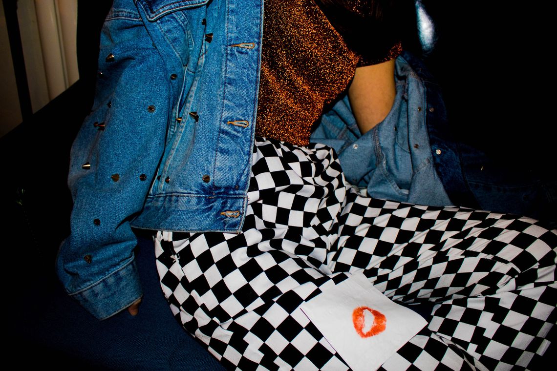 Kupowanie ubrań tylko do zdjęcia na Instagramie, a następnie ich zwrot. Nowy "trend" niepokoi wielu