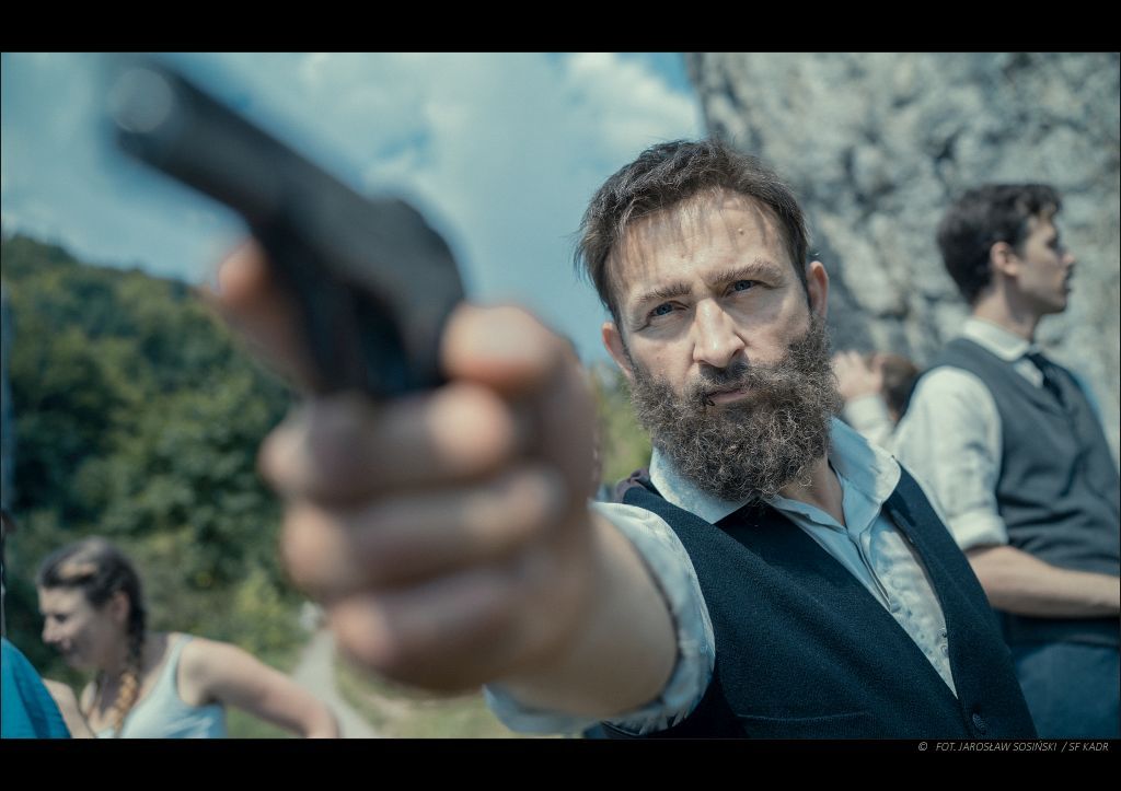 Mamy pierwsze zdjęcia z filmu z Borysem Szycem w roli Józefa Piłsudskiego