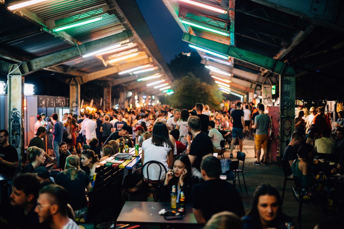 Już jest „Warszawska Bajka o Street Foodzie” - film dokumentalny przedstawiający stołeczną strefę gastronomiczną [wideo]