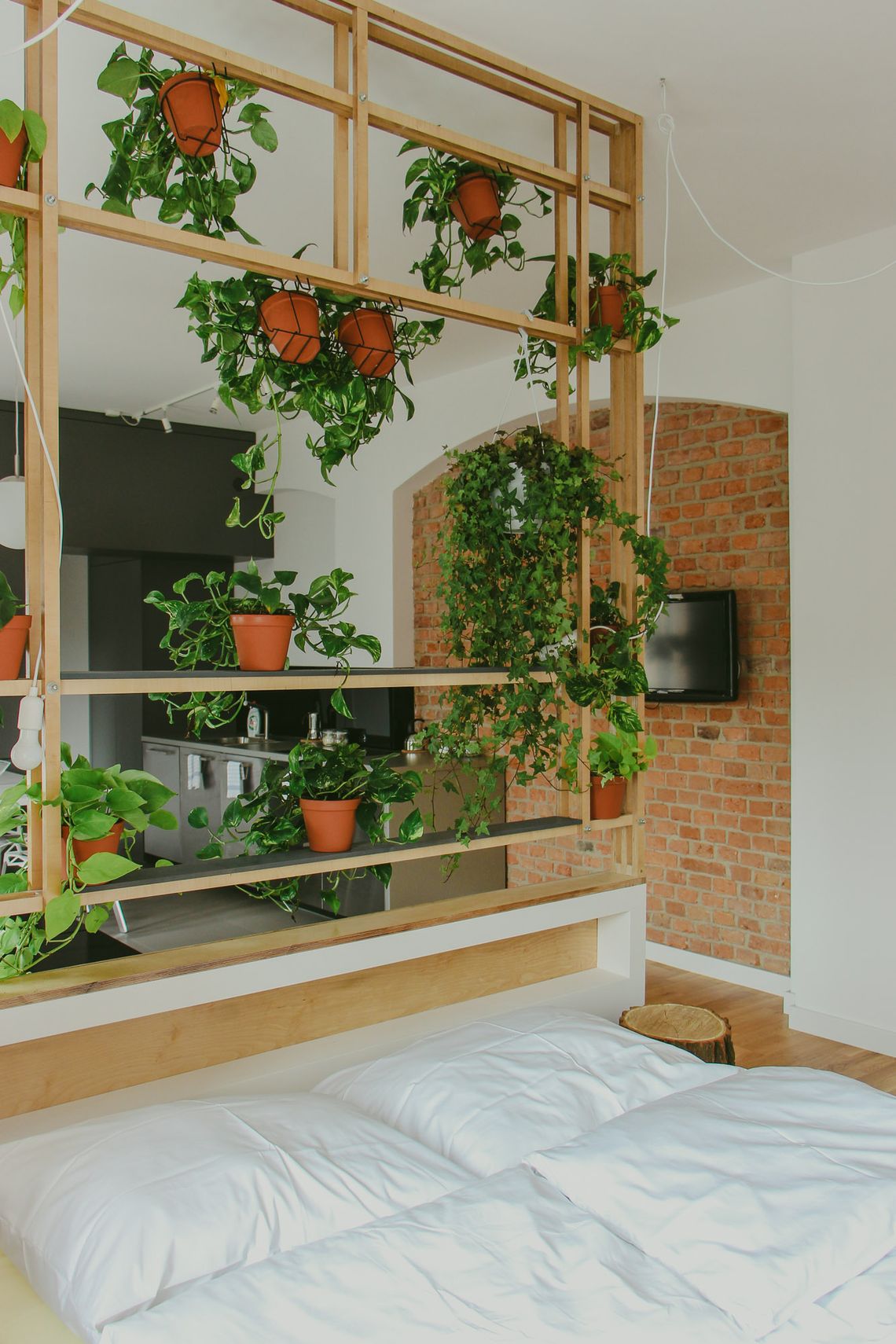 W XIX-wiecznej kamienicy w Poznaniu stworzono dizajnerskie apartamenty do wynajęcia