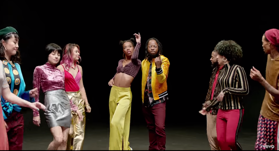 Surrealistyczne disco w tanecznym klipie The Chemical Brothers. Reżyserem zdobywca Oscara