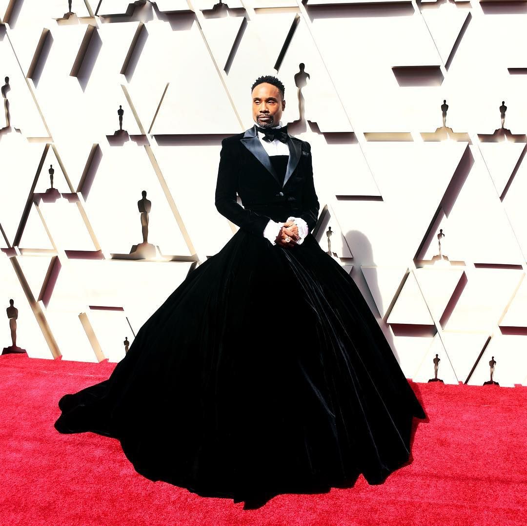 Billy Porter zadał szyku swoją kreacją podczas oscarowej gali. Założył ją w słusznej sprawie