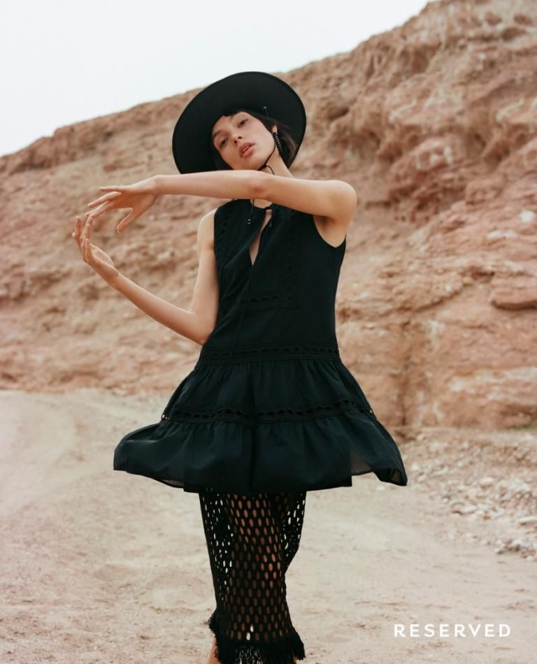 Styl rave rodem z festiwali techno z lat 90-tych, muzyka Steeza z Pr8bl3mu i zdjęcia Zuzy Krajewskiej w najnowszej kampanii Reserved