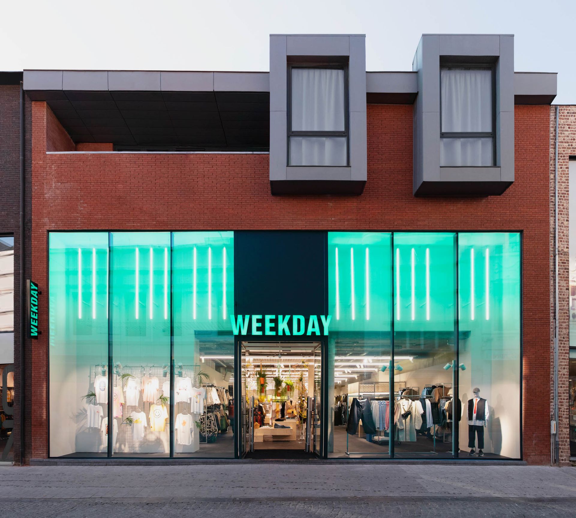 Weekday otwiera pierwszy sklep w Polsce. Szwedzka marka młodzieżowa stara się używać głównie zrównoważonych materiałów