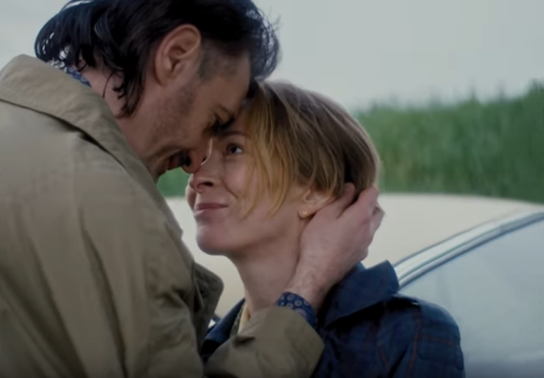 Nowy klip Darii Zawiałow pokazuje ulotność życia i problem zatracenia się w świecie wirtualnym