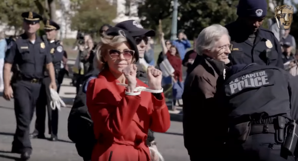 Jane Fonda podziękowała za nagrodę BAFTA w kajdankach. Legenda kina twarzą strajków klimatycznych