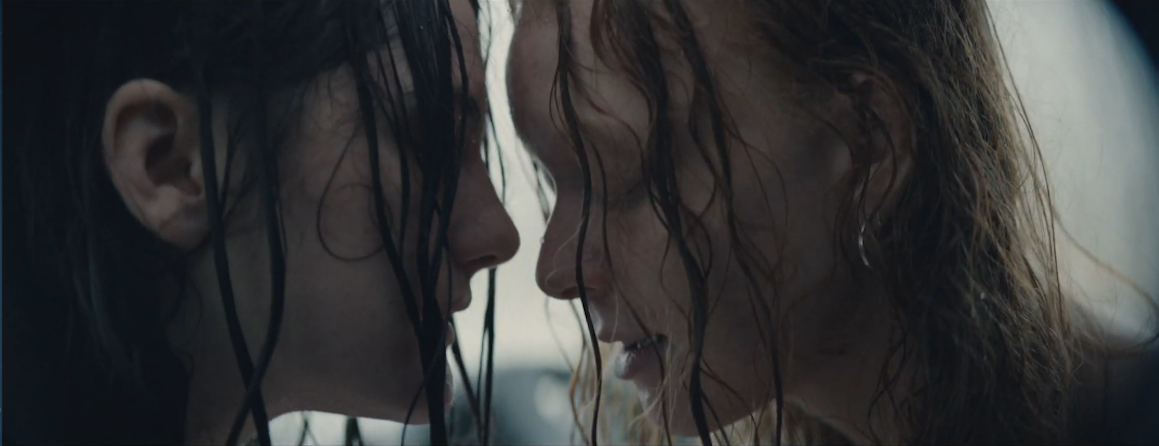 Piękny spot o ewolucji przyjaźni dwóch kobiet w miłość. Powstał z okazji 30. lecia Renault Clio