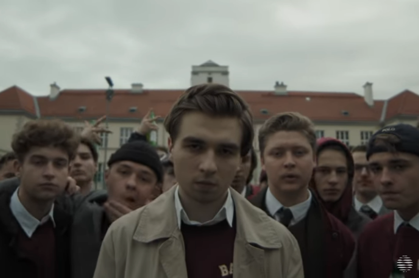 Mata nagrał hymn bogatej młodzieży z dobrych domów. "Patointeligencja" hitem internetu