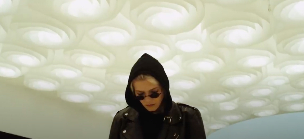 Daria Zawiałow zaprezentowała wideo do singla „Helsinki”. To spontaniczny reportaż z wizyty artystki w stolicy Finlandii