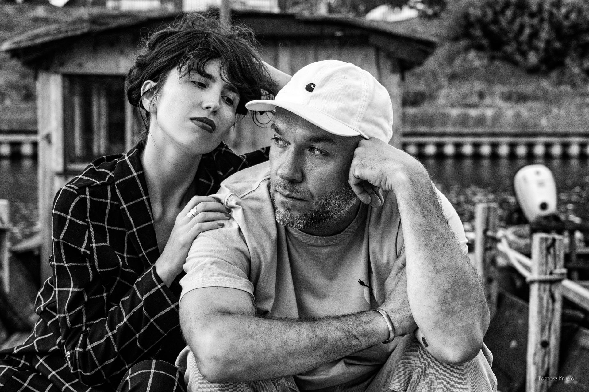 „Przeżywam renesans wieku średniego”. Julia Bosski rozmawia z Vieniem o miłości i seksie