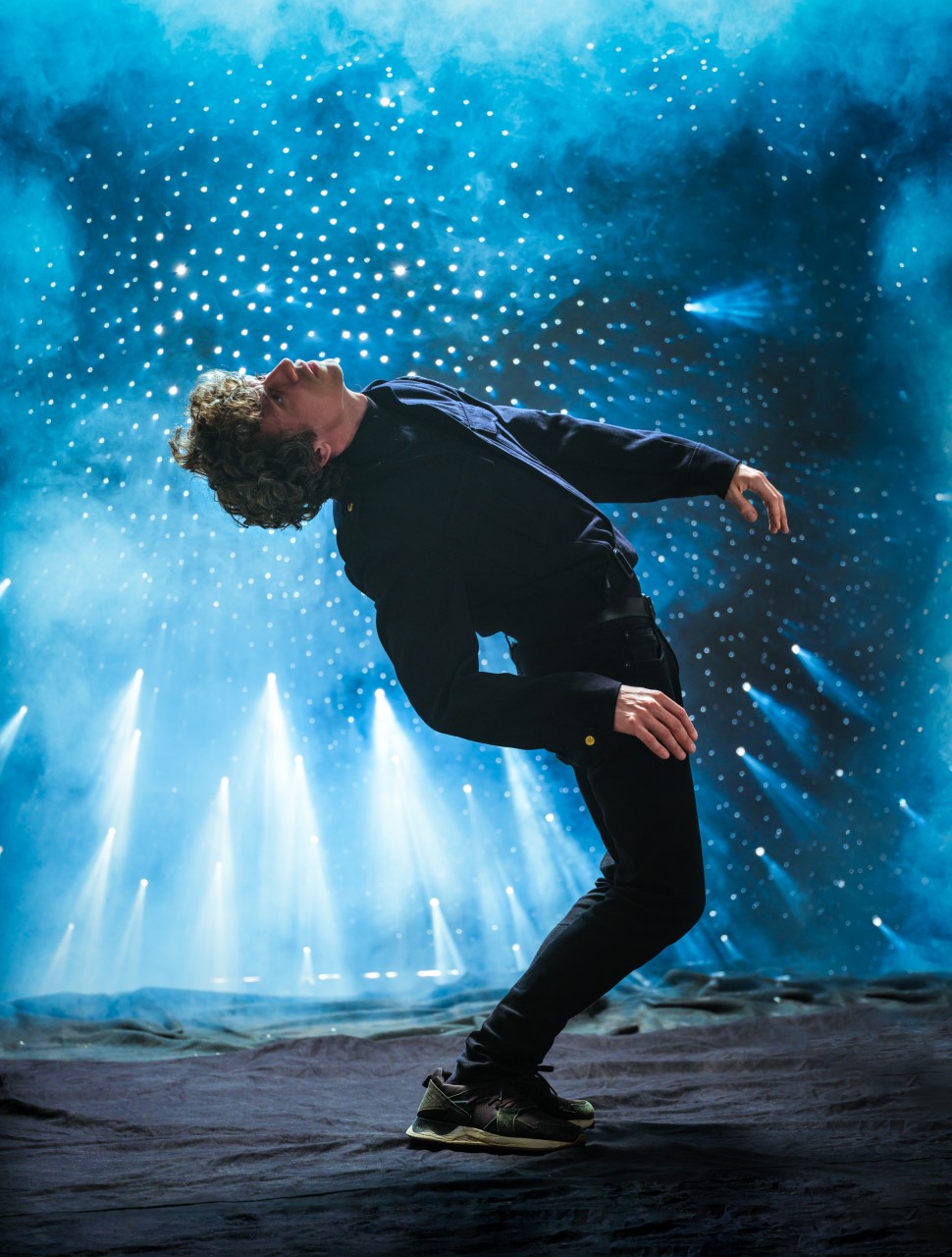 Baasch wydał nowy, świetny album. Premierę ma też wideo do „Miasta”, wspierające miłość i równość