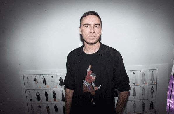 Raf Simons po raz pierwszy w historii z własną kolekcją mody damskiej