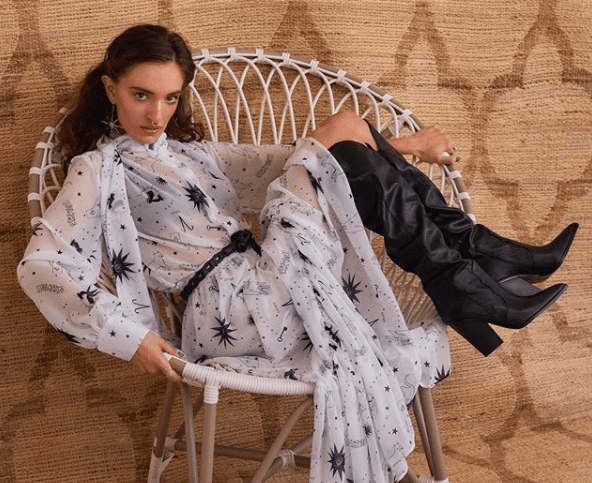 Polska marka ruszyła z wypożyczalnią ubrań. Zbliża się koniec kupowania sukienek na jedną okazję?