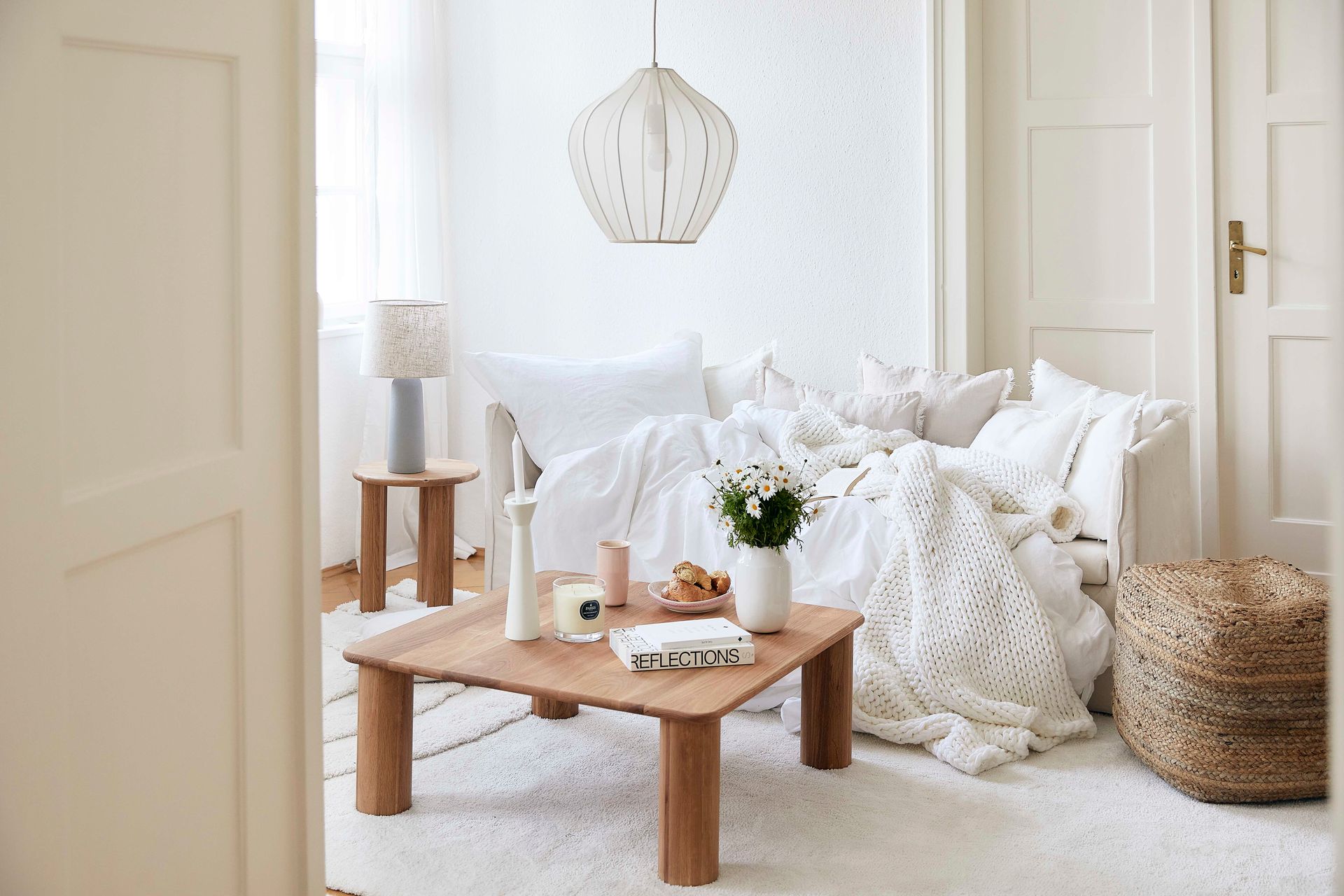 Porządki, zmiana dekoracji, rearanżacja. Styliści Westwing Collection doradzają, jak odświeżyć wnętrza na wiosnę