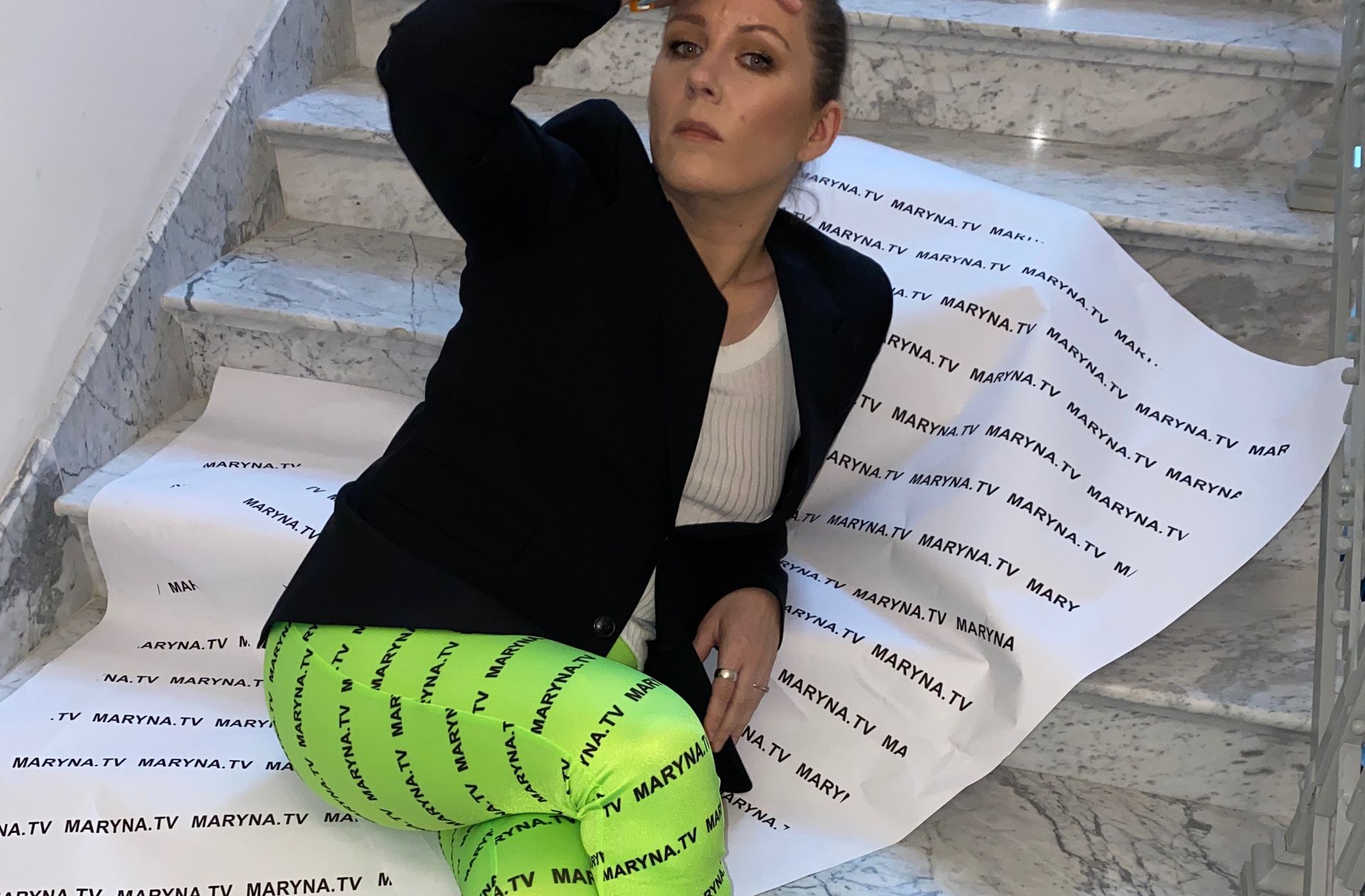 „Lubię dostępną sztukę” – mówi Maryna Tomaszewska, która właśnie startuje z wystawą w social mediach