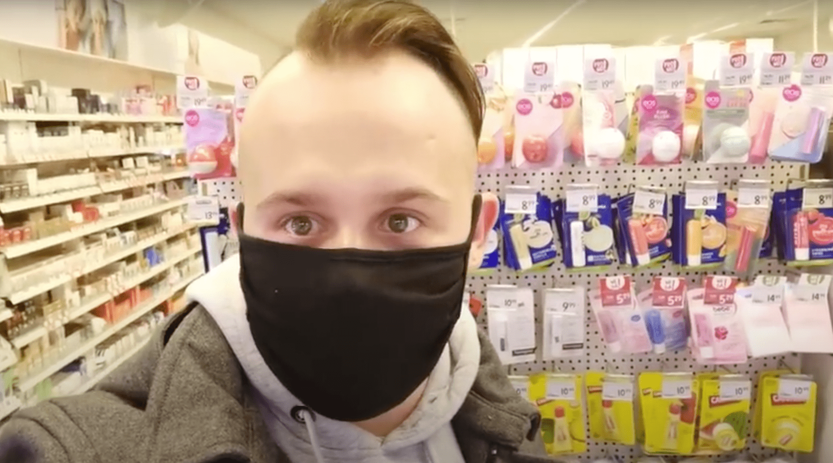 Polski youtuber został skazany za zniesławienie popularnej marki kosmetycznej