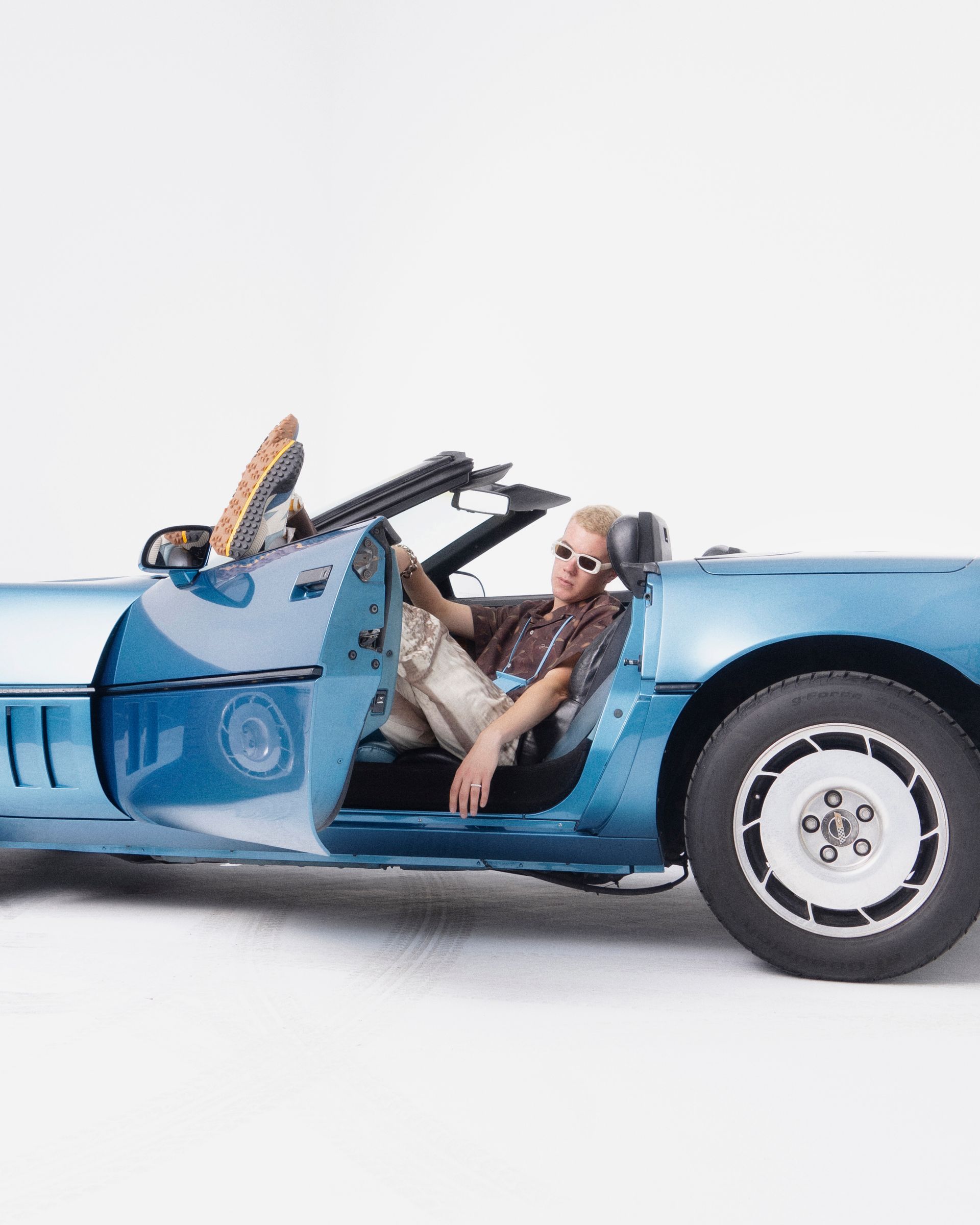 Przyszłość widziana z przeszłości. Tak wygląda retrofuturyzm w wydaniu New Balance