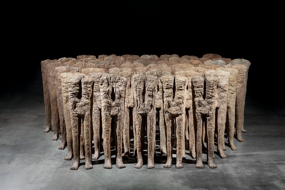 Rzeźba Magdaleny Abakanowicz została najdroższym dziełem sztuki sprzedanym w Polsce