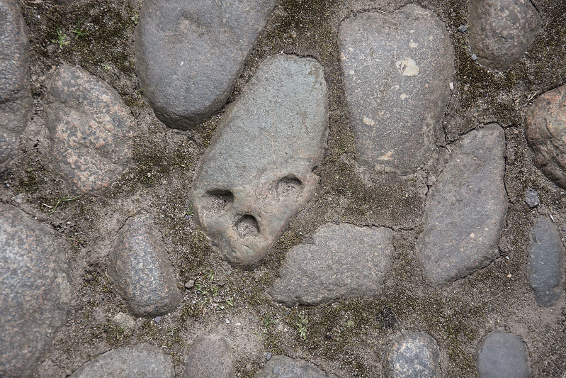Były profesor Harvardu twierdzi, że nasz wszechświat został stworzony przez obcą cywilizację