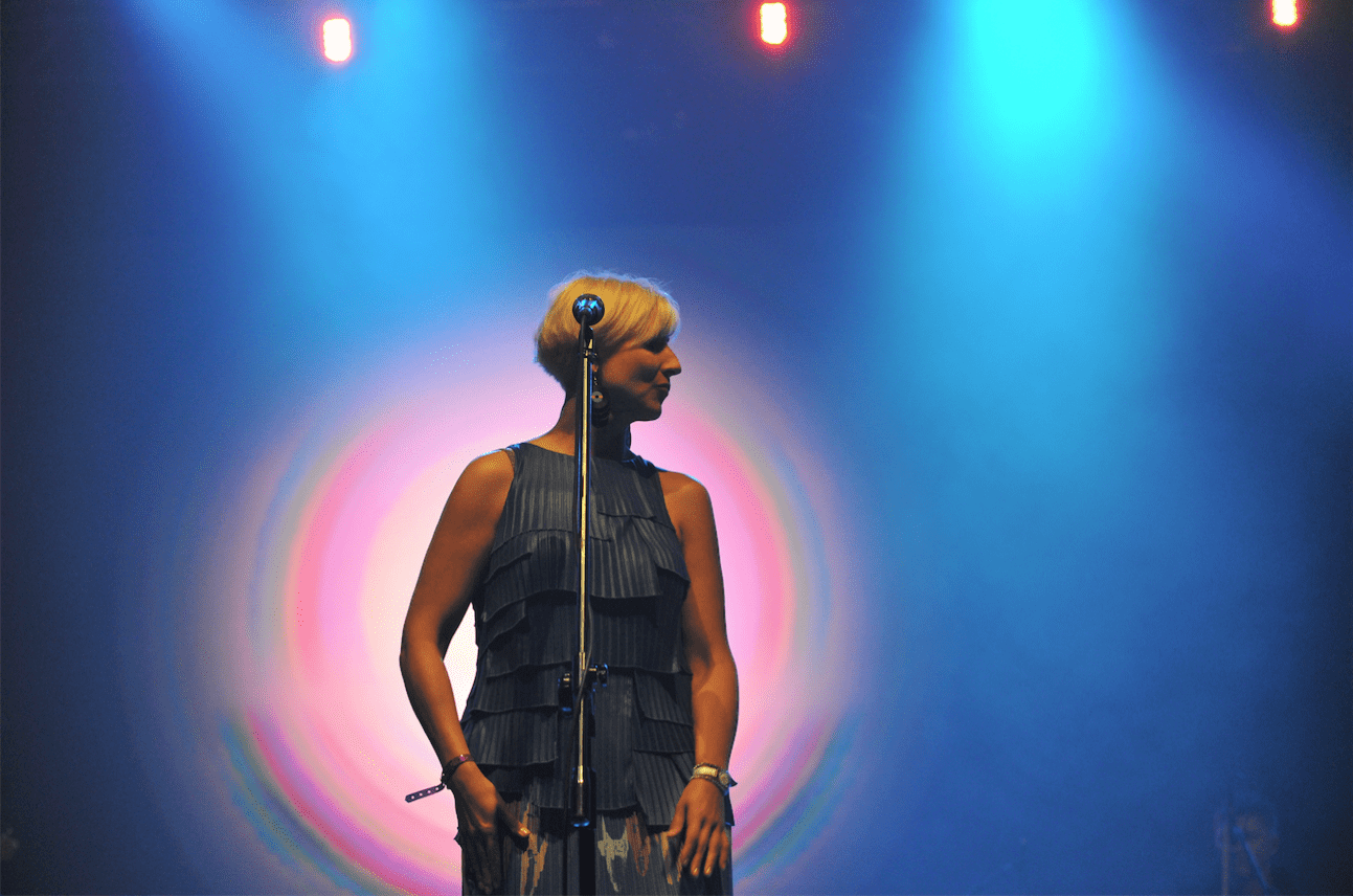 „Nie przepadam za słowem jubileusz”. Novika nagrała płytę z plejadą muzyków [wywiad]