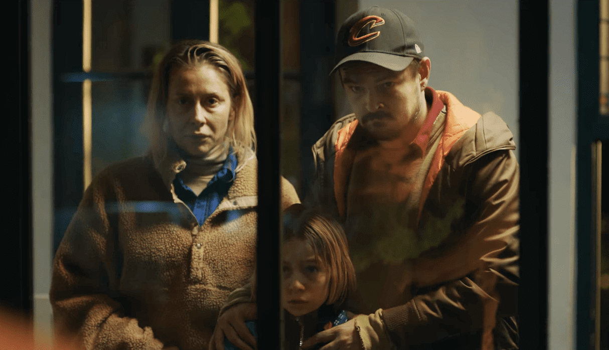 Współczucie nie może mieć granic. Warnke i Ogrodnik w roli uchodźców w poruszającej kampanii