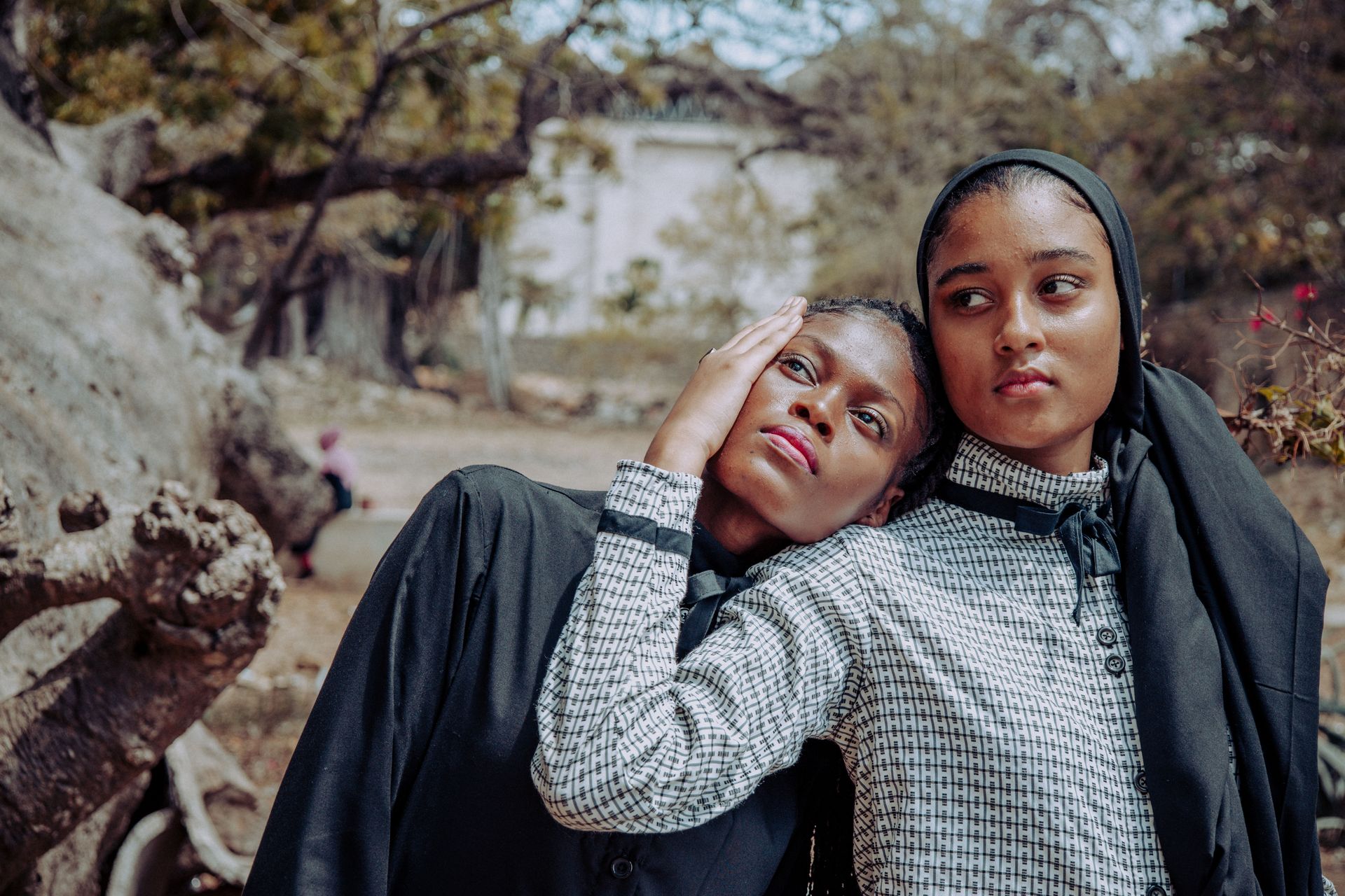 Słodkie życie w Mombasie. La Dolce Vita to kolekcja uszyta przez młode Kenijki pod okiem polskiej projektantki Mai Kotali