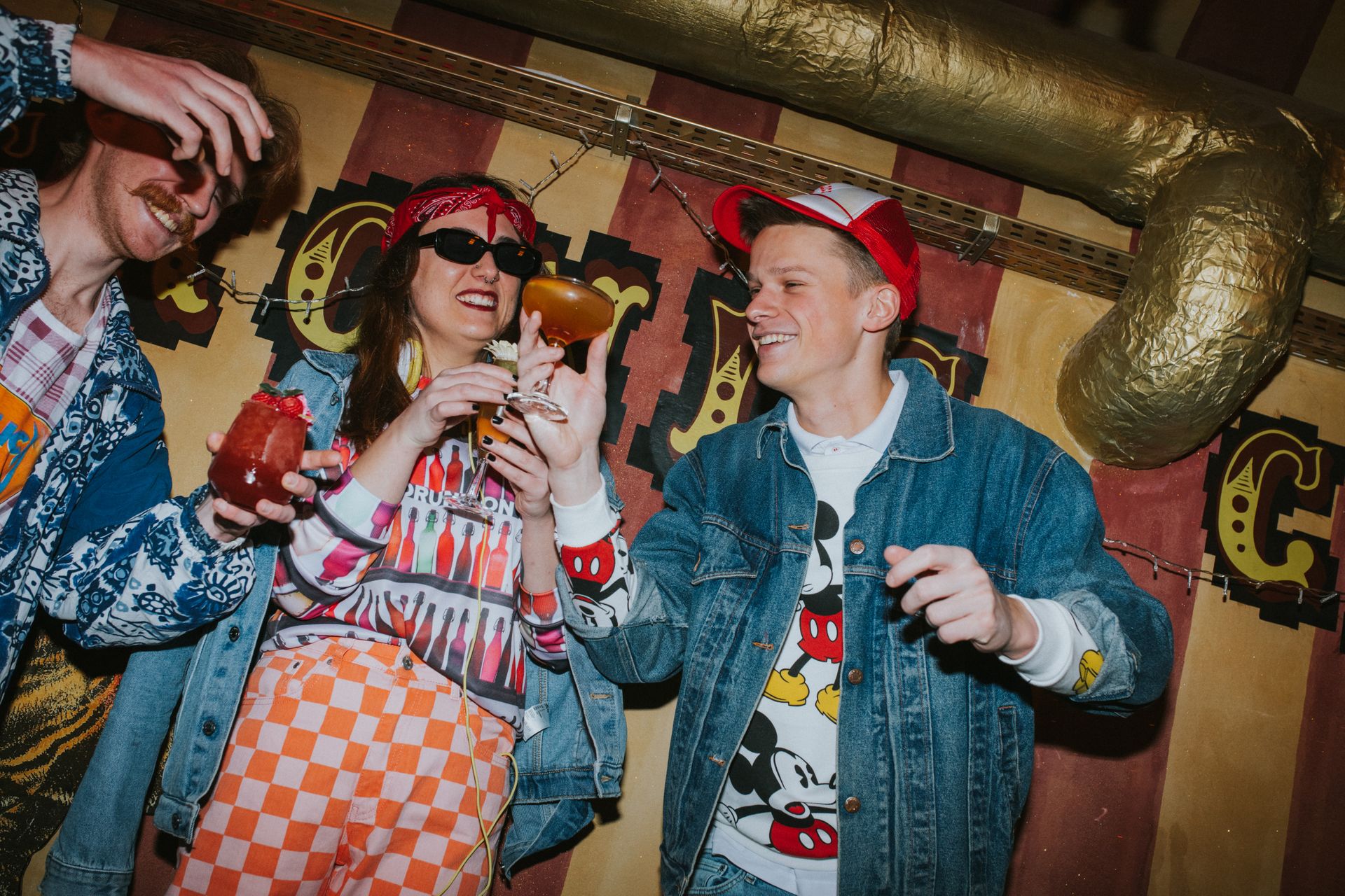 KULTOWE WARSZAWSKIE KLUBY: 1500m2 i M25