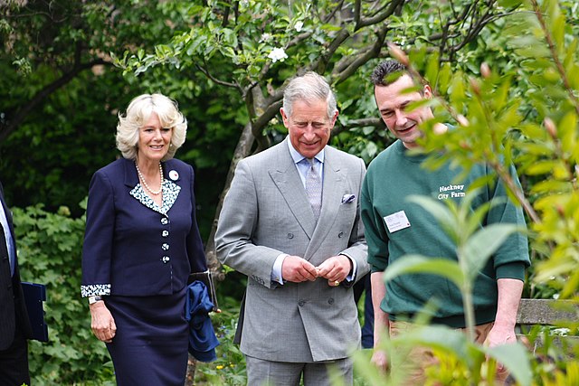 Książę Karol i księżna Kamila wystąpili w znanym serialu BBC