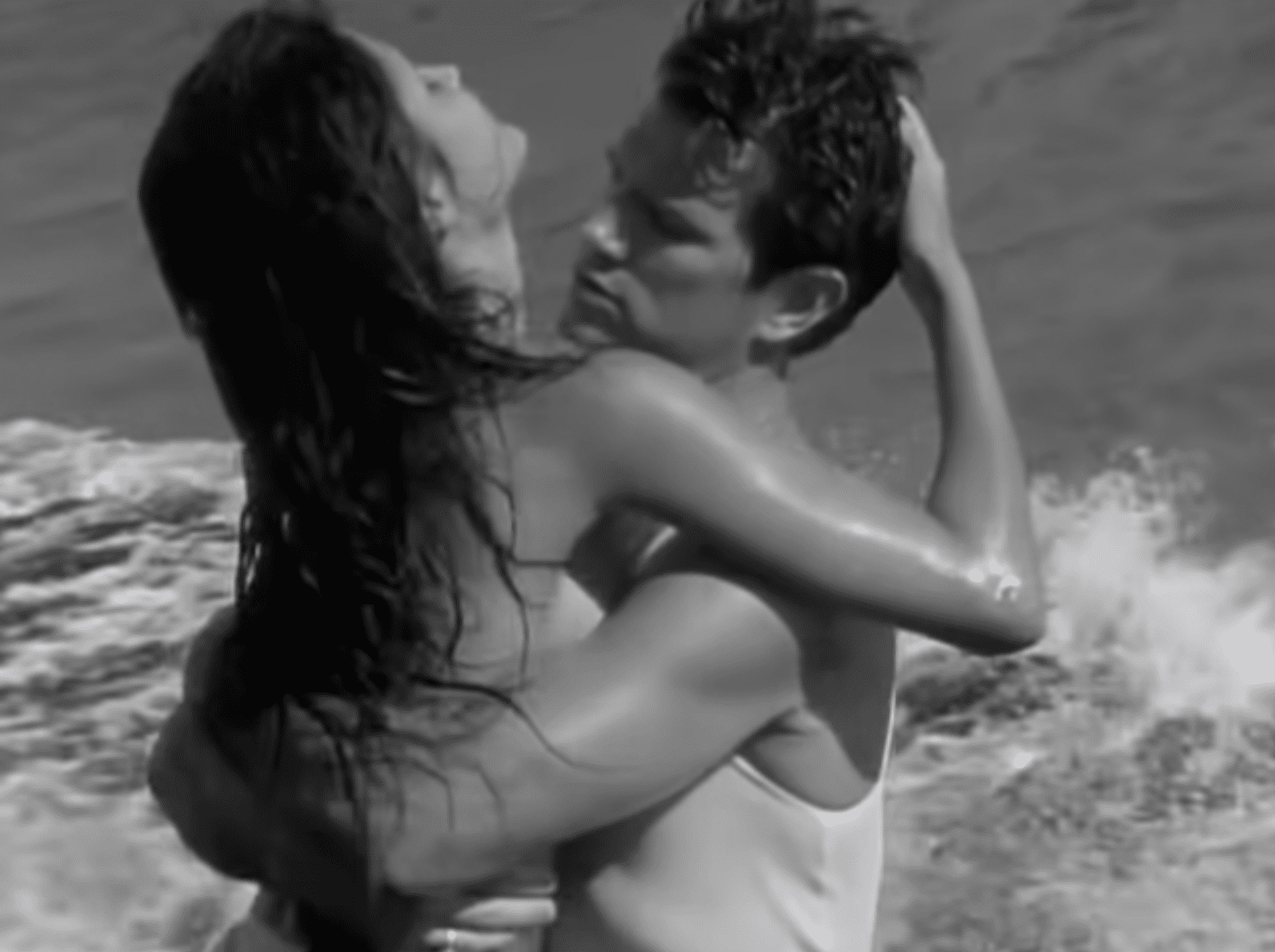 W łóżku z Bordo: utwory na ukojenie (czy raczej pobudzenie?) zmysłów