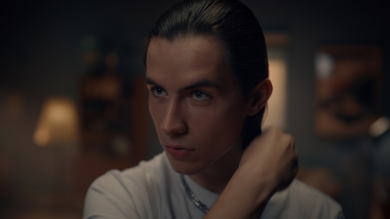 Hello eighties! Zaliczamy powrót do przeszłości z kultowymi koszykarskimi sneakersami