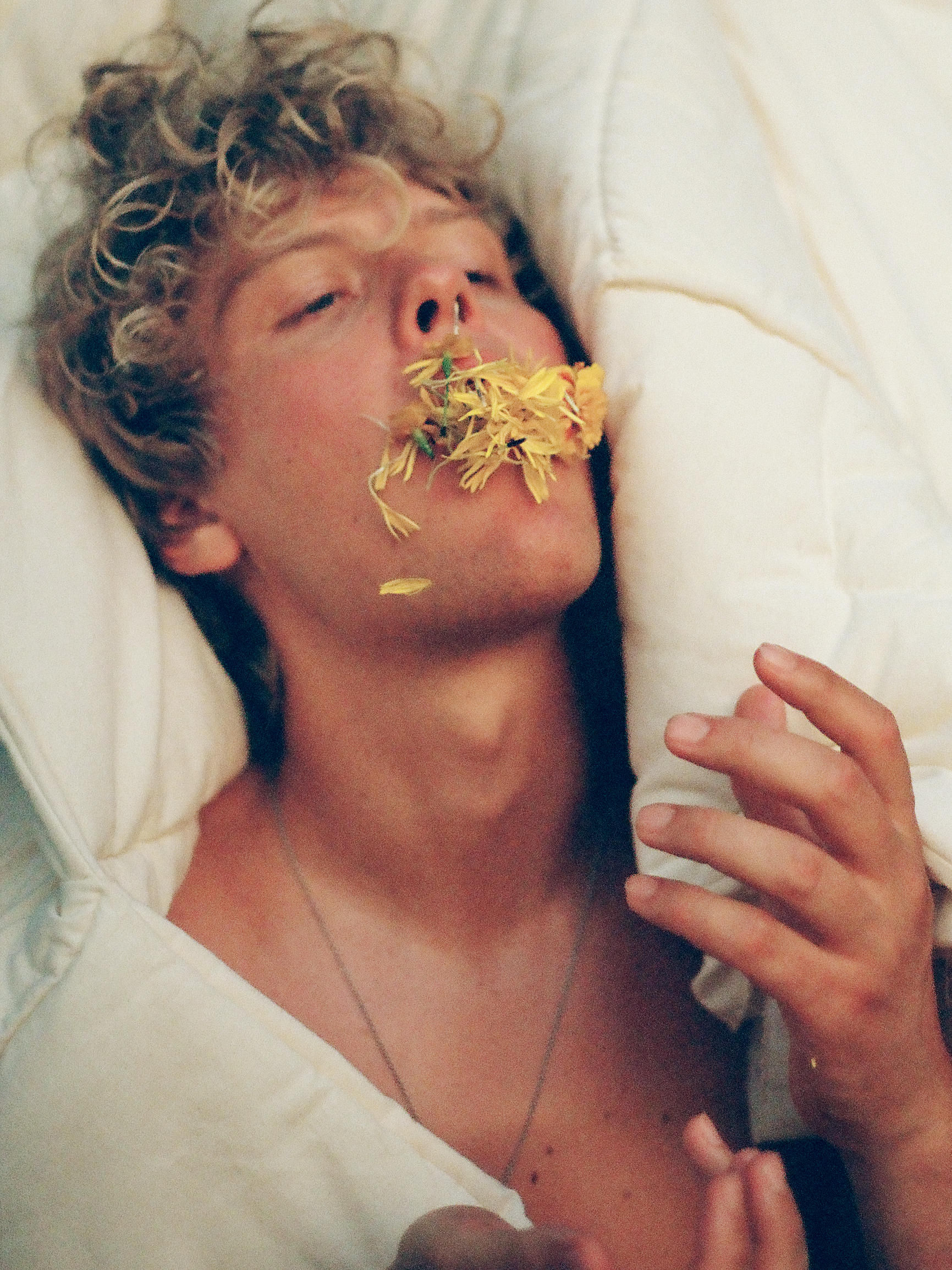 [Z archiwum K MAG] Jakub Gierszał, jeden z najbardziej rozchwytywanych młodych aktorów [wywiad i sesja]