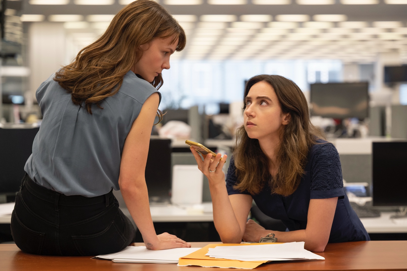 „Jednym głosem” Marii Schrader – wstrząsający film o przestępstwach seksualnych Harveya Weinsteina