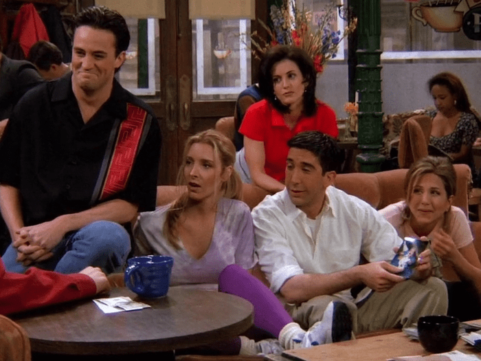 10 najzabawniejszych scen z serialu „Friends”
