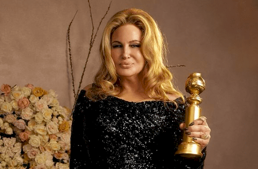 Zmysłowość, klasyka, falbany. Najlepsze kreacje gwiazd na gali Złotych Globów 2023