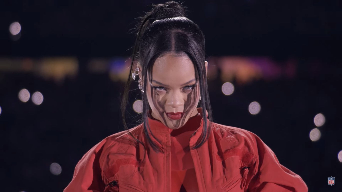 Powrót Rihanny: występ na SuperBowl podzielił fanów. Gwiazda ogłosiła drugą ciążę