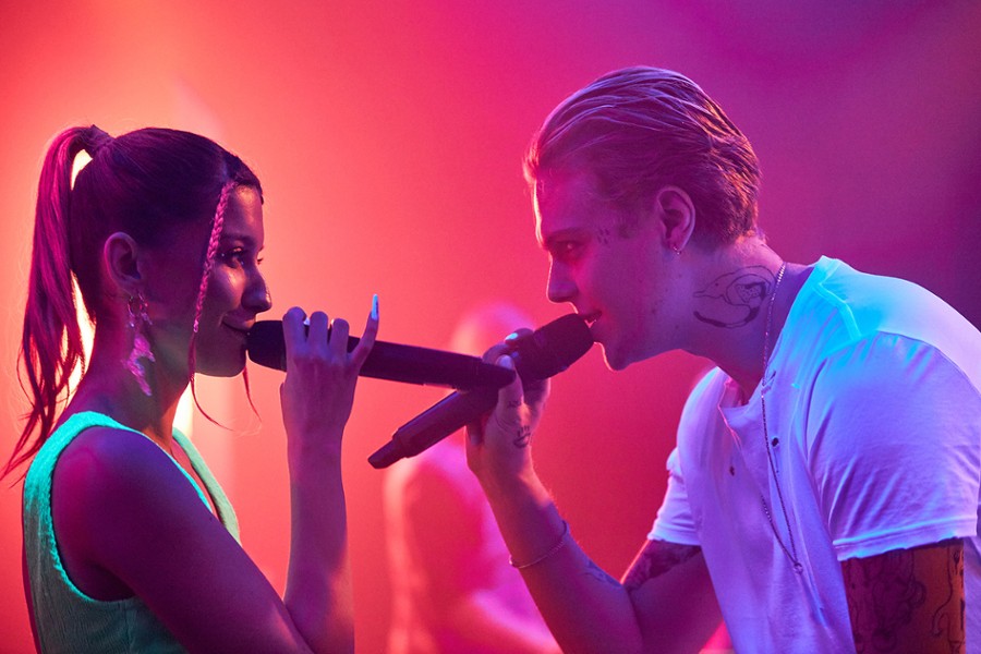 „Zadra”: dziewczyna potrafi. Pierwszy polski film o raperce z Margaret i Gierszałem [recenzja]