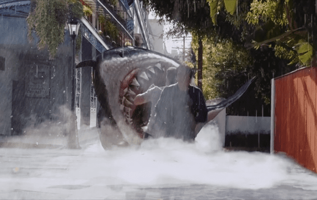 Twórca „The Room” Tommy Wiseau powraca z nowym filmem. Czas na „Big Shark” [zwiastun]