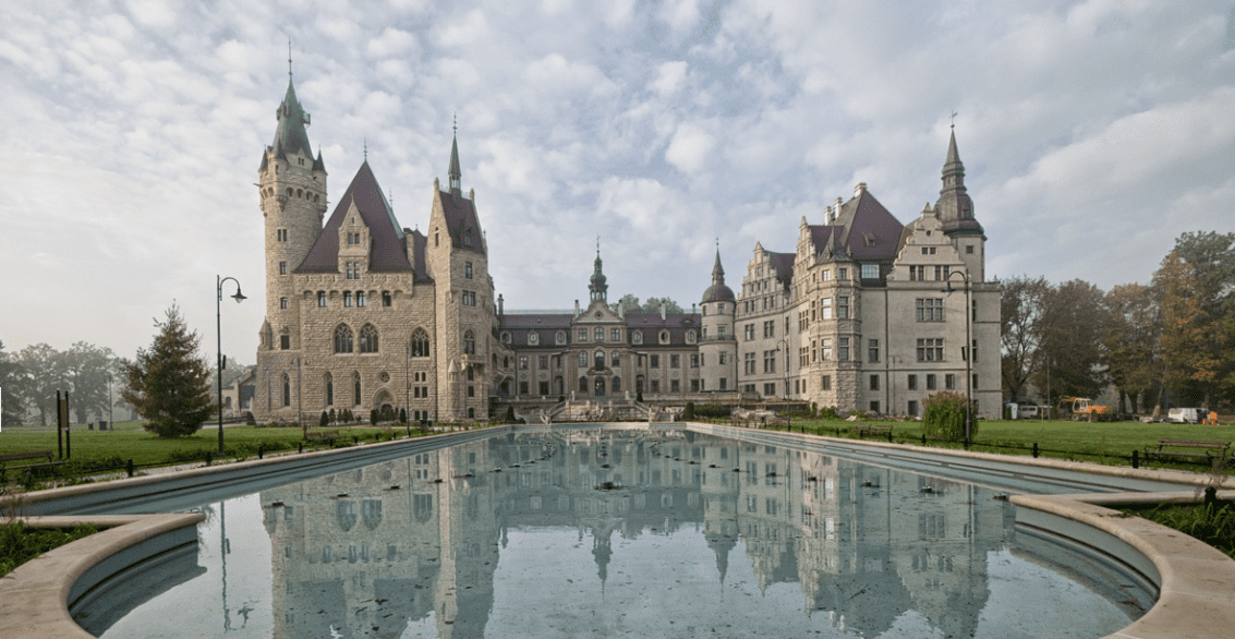 13 najbardziej magicznych zamków i pałaców w Polsce