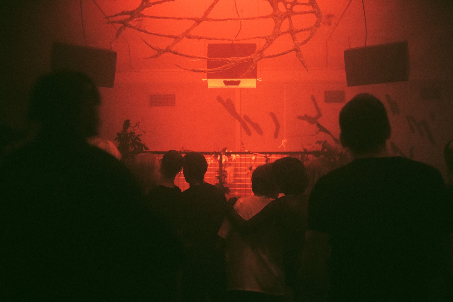 Jasna 1 łączy siły z Art - Weapon! Freux, Shakolin, Tripssy , Vera Logdanidi, Katia Steiber,  Richie Beige i wielu innych artystów w jednym miejscu