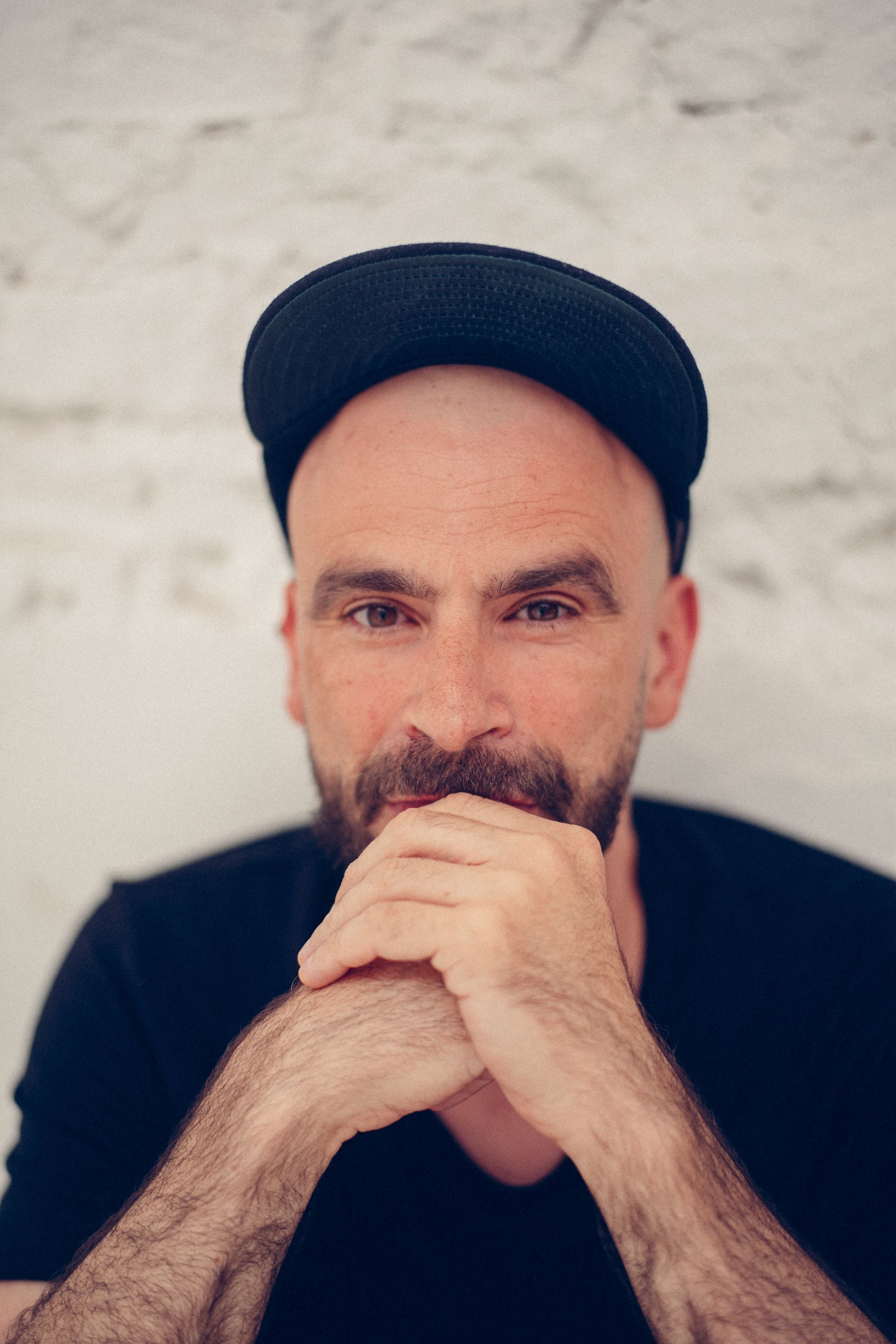 Fisz: „Nie da się stać między dobrem a złem” [WYWIAD]