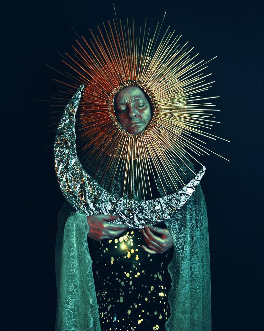 Słowiańskie bóstwa, folklor i mistycyzm w kostiumach Agnieszki Osipy i obiektywie Marcina Nagraby