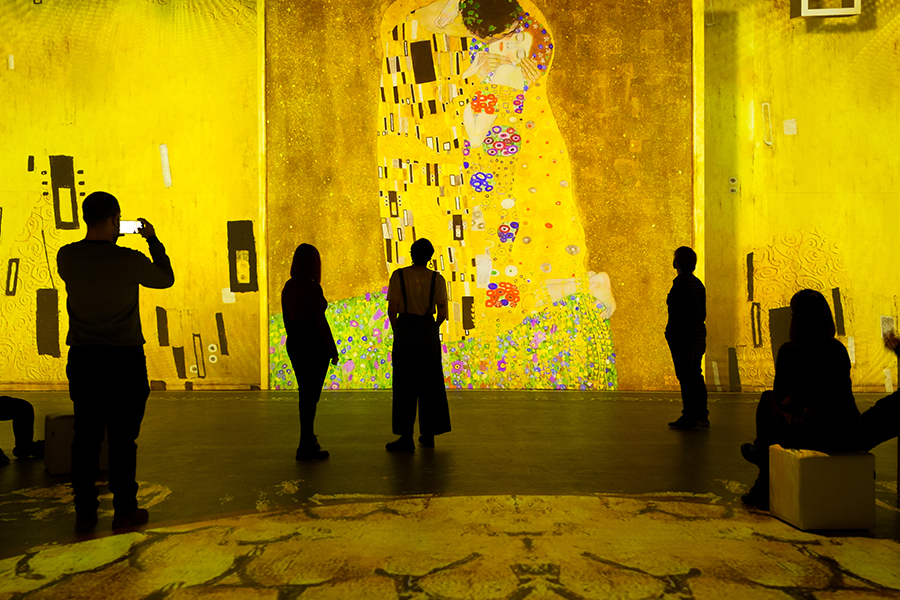 Multimedialna wystawa Klimta w Warszawie