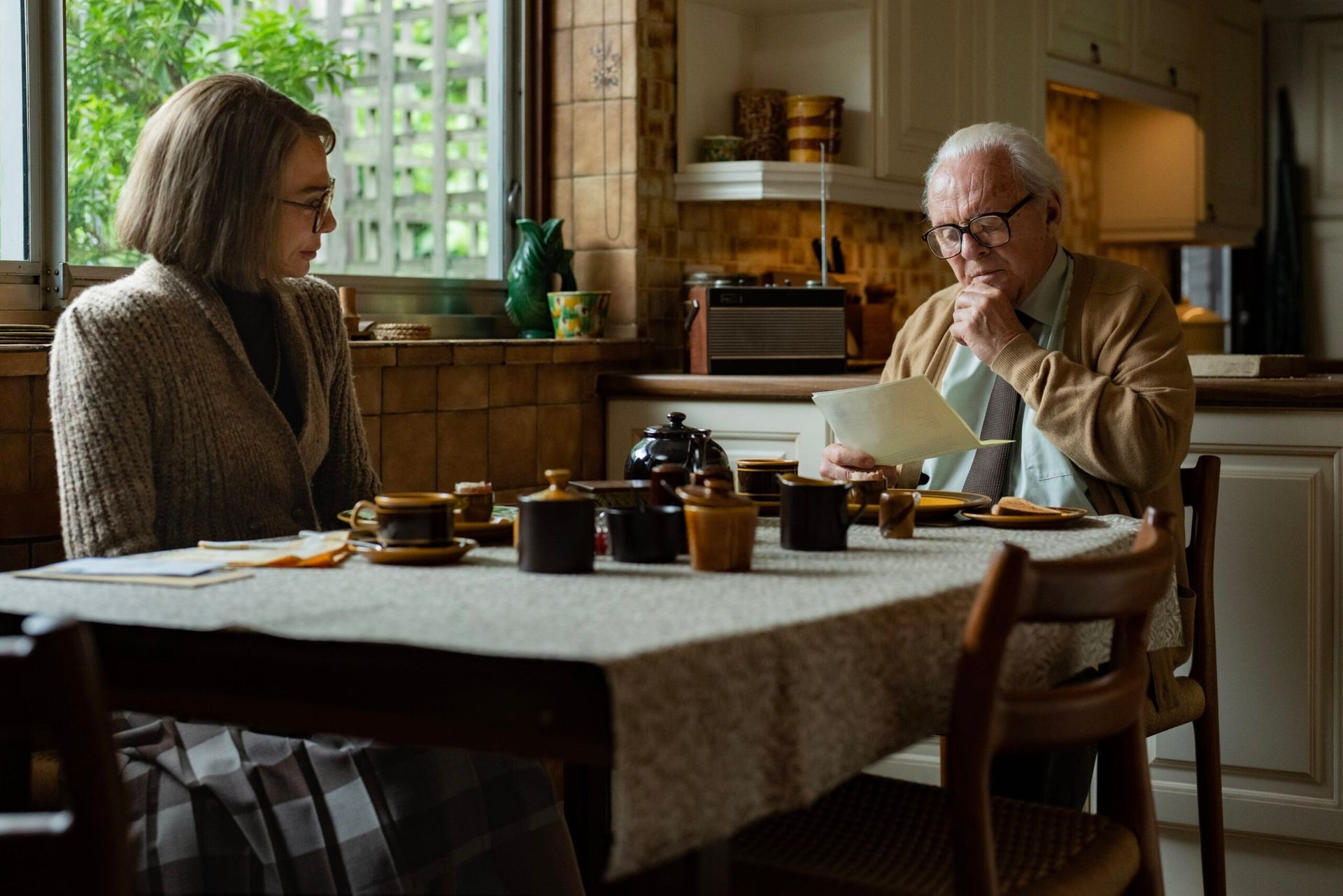 „Jedno życie” – premiera filmu z Anthonym Hopkinsem i Heleną Bohnam Carter. Wzrusza do łez