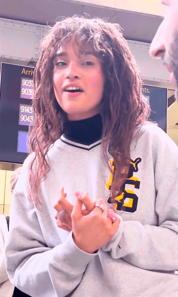 Sara James zachwyciła spontanicznym występem w Londynie – ten film jest viralem! [WIDEO]