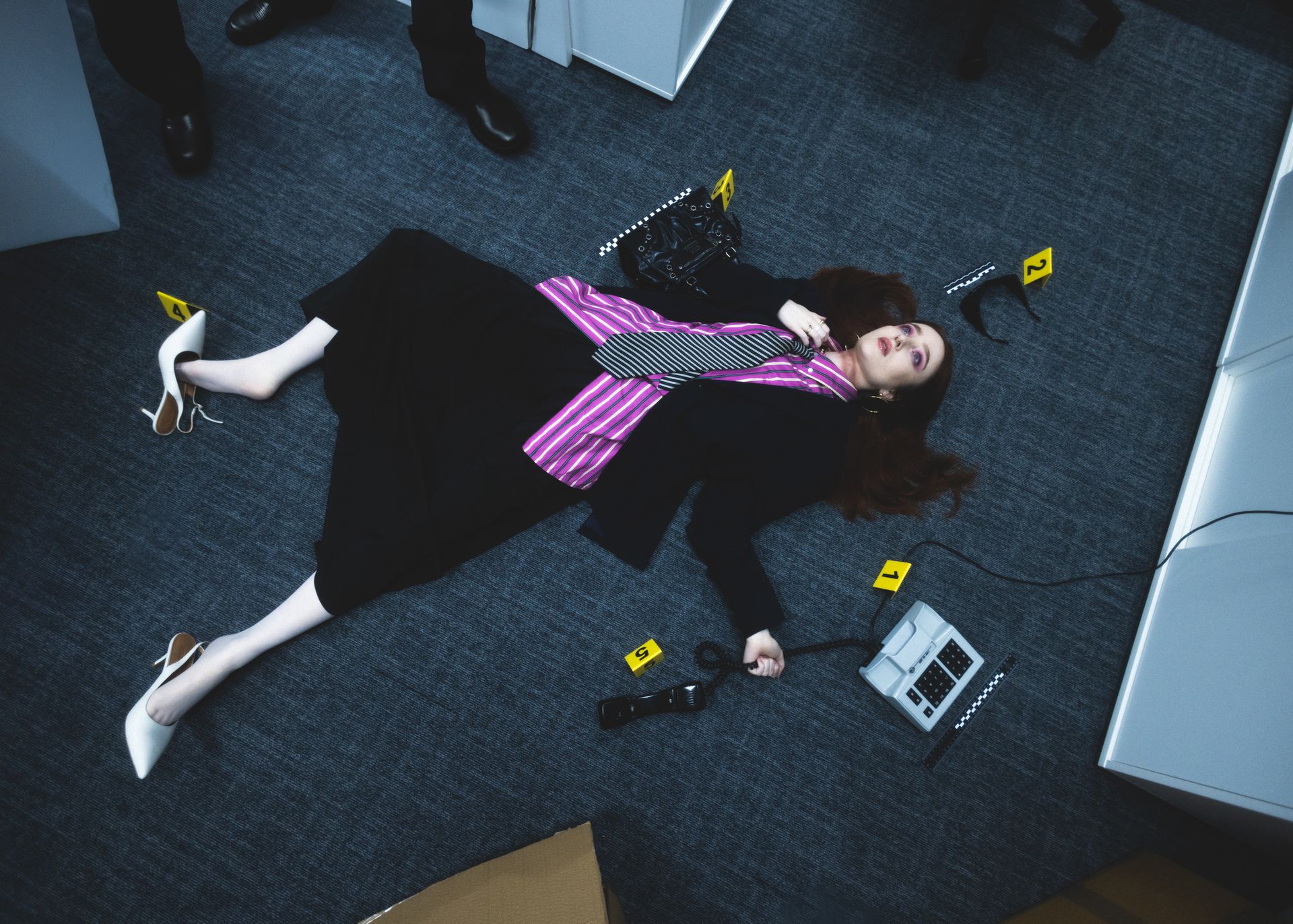 Zrobił sesję zdjęciową inspirowaną miejscami zbrodni. Rozmawiamy z Tomkiem Janusem