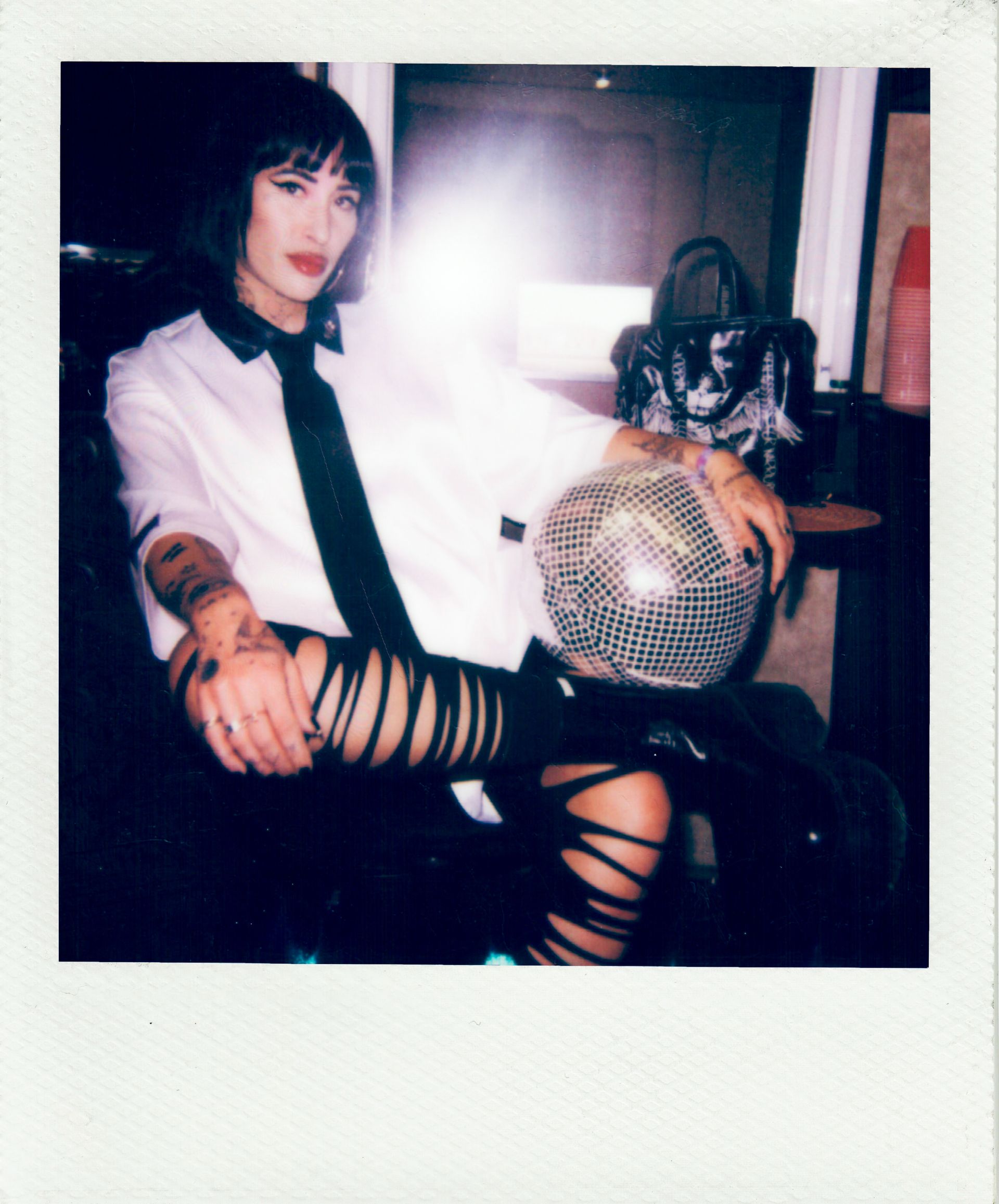 „Nie gonię za perfekcją. Uwielbiam te chwile, które są surowe, prawdziwe, nieprzewidywalne”. Indira Paganotto o debiucie na Coachelli [WYWIAD]